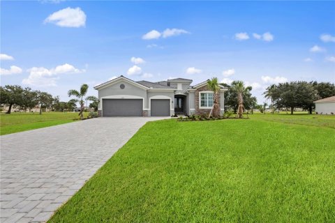 House in Punta Gorda, Florida 3 bedrooms, 227.05 sq.m. № 1812454 - photo 2