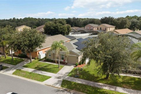 House in Davenport, Florida 4 bedrooms, 154.68 sq.m. № 2402769 - photo 4