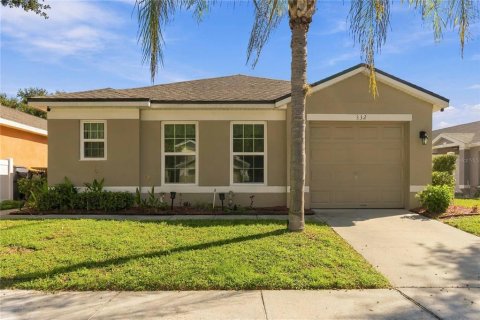 House in Davenport, Florida 4 bedrooms, 154.68 sq.m. № 2402769 - photo 3