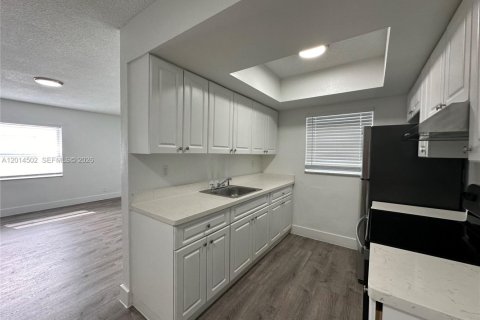 Appartement à louer à Oakland Park, Floride: 2 chambres № 2076514 - photo 5