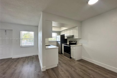 Appartement à louer à Oakland Park, Floride: 2 chambres № 2076514 - photo 3