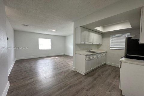 Appartement à louer à Oakland Park, Floride: 2 chambres № 2076514 - photo 4
