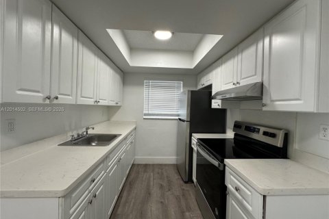 Appartement à louer à Oakland Park, Floride: 2 chambres № 2076514 - photo 6