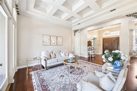 House in Orlando, Florida 6 bedrooms, 483.09 sq.m. № 2396731 - photo 12