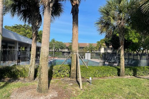 Copropriété à vendre à Deerfield Beach, Floride: 2 chambres, 83.61 m2 № 1877623 - photo 25