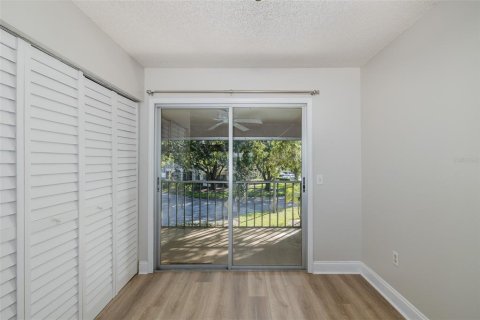 Copropriété à vendre à New Port Richey, Floride: 2 chambres, 95.22 m2 № 2111452 - photo 11