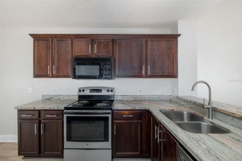 Copropriété à vendre à New Port Richey, Floride: 2 chambres, 95.22 m2 № 2111452 - photo 9
