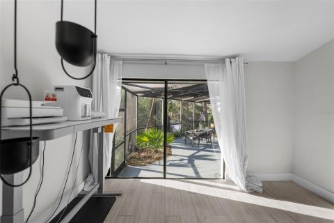 Villa ou maison à louer à Tampa, Floride: 4 chambres, 165.64 m2 № 1879965 - photo 21
