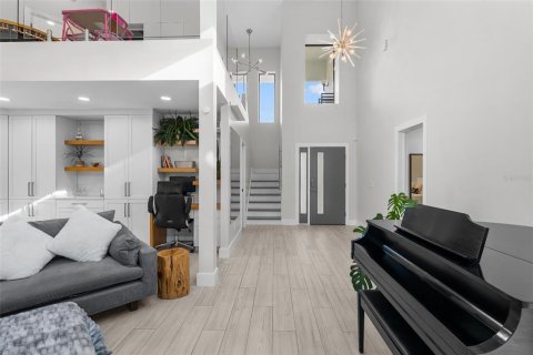 Casa en alquiler en Tampa, Florida, 4 dormitorios, 165.64 m2 № 1879965 - foto 17
