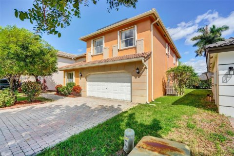 Casa en venta en Miramar, Florida, 4 dormitorios, 201.04 m2 № 1968358 - foto 2