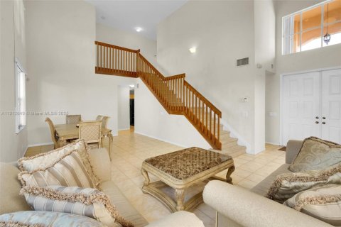 Casa en venta en Miramar, Florida, 4 dormitorios, 201.04 m2 № 1968358 - foto 6