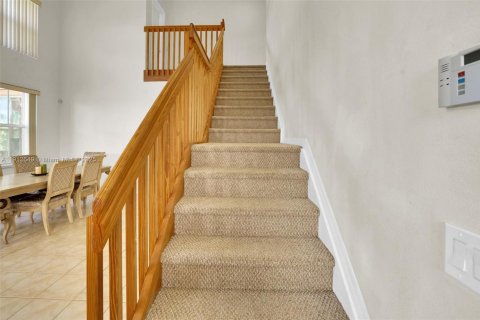 Casa en venta en Miramar, Florida, 4 dormitorios, 201.04 m2 № 1968358 - foto 30