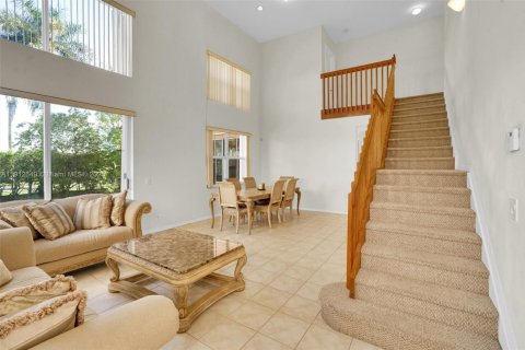 Casa en venta en Miramar, Florida, 4 dormitorios, 201.04 m2 № 1968358 - foto 5