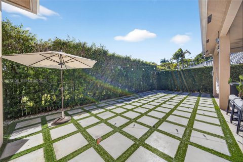 Casa en venta en Weston, Florida, 5 dormitorios, 283.44 m2 № 2176651 - foto 30