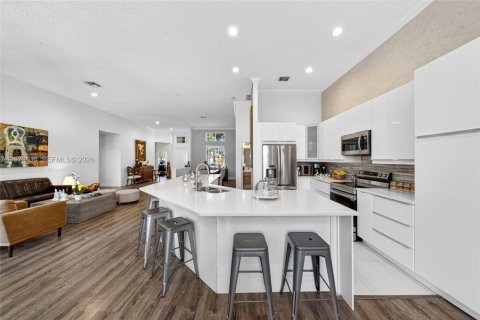Casa en venta en Weston, Florida, 5 dormitorios, 283.44 m2 № 2176651 - foto 19
