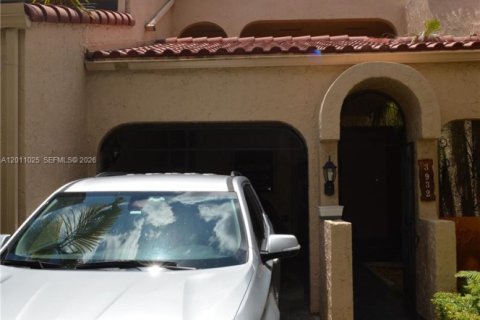 Touwnhouse à vendre à Doral, Floride: 2 chambres, 157.93 m2 № 2171077 - photo 3