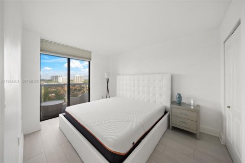 Condo in Aventura, Florida, 2 bedrooms  № 2025900 - photo 10