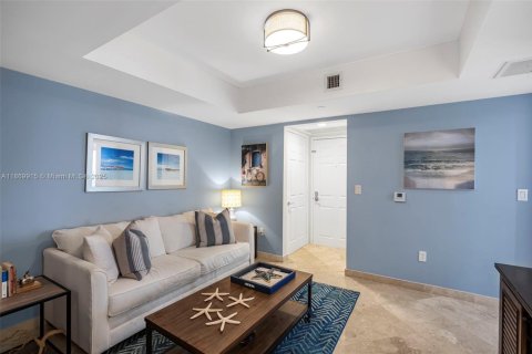Copropriété à vendre à Sunny Isles Beach, Floride: 2 chambres, 156.08 m2 № 1979429 - photo 28