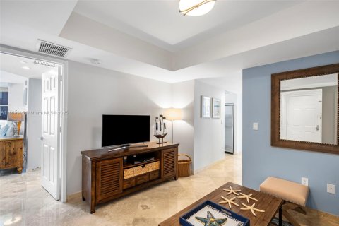 Copropriété à vendre à Sunny Isles Beach, Floride: 2 chambres, 156.08 m2 № 1979429 - photo 27