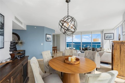 Copropriété à vendre à Sunny Isles Beach, Floride: 2 chambres, 156.08 m2 № 1979429 - photo 10