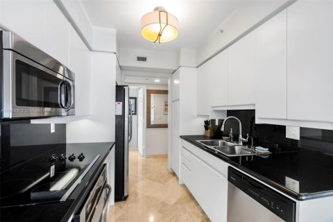 Copropriété à vendre à Sunny Isles Beach, Floride: 2 chambres, 156.08 m2 № 1979429 - photo 18