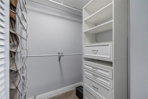 Condominio en venta en Boynton Beach, Florida, 1 dormitorio, 58.44 m2 № 2010335 - foto 25