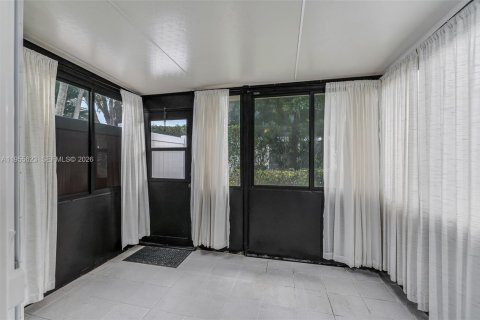 Condominio en venta en Boynton Beach, Florida, 1 dormitorio, 58.44 m2 № 2010335 - foto 26