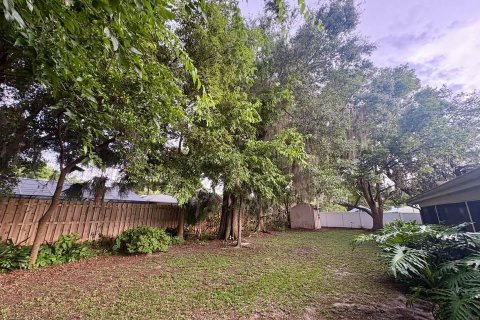 House in Ormond Beach, Florida 3 bedrooms, 175.21 sq.m. № 2205557 - photo 11