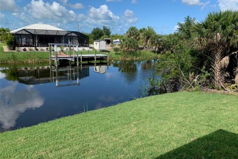 Casa en venta en Port Charlotte, Florida, 4 dormitorios, 196.67 m2 № 1687646 - foto 4