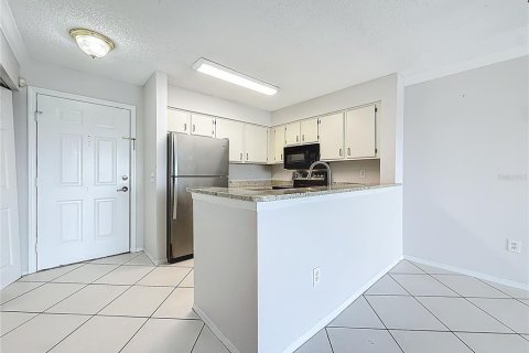 Condo in Clearwater, Florida, 2 bedrooms № 2100260 - photo 15