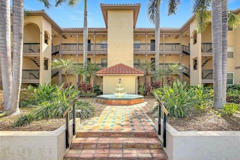 Condo in Clearwater, Florida, 2 bedrooms № 2100260 - photo 5