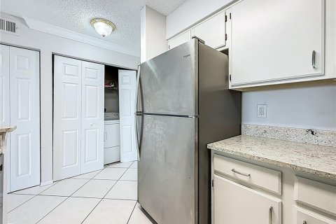 Condo in Clearwater, Florida, 2 bedrooms № 2100260 - photo 14
