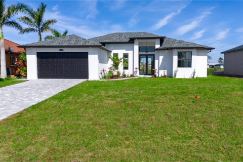 Casa en venta en Cape Coral, Florida, 3 dormitorios, 180.23 m2 № 1111416 - foto 4