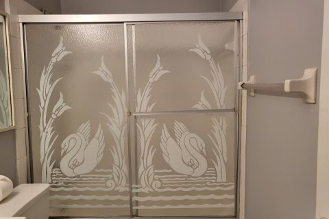 Condo in Sarasota, Florida, 2 bedrooms  № 2208406 - photo 18