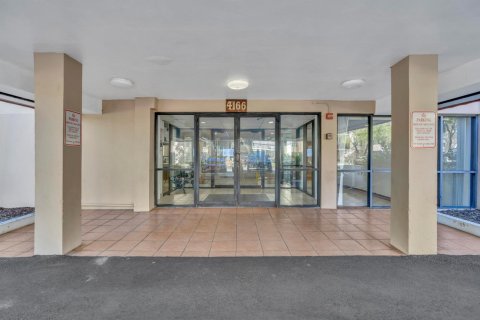 Copropriété à vendre à Lauderhill, Floride: 2 chambres, 90.3 m2 № 2252006 - photo 11