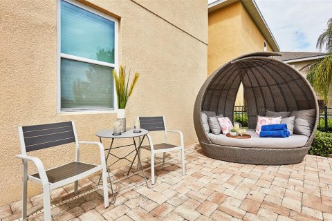 Casa en venta en Kissimmee, Florida, 8 dormitorios, 316.98 m2 № 1917642 - foto 11