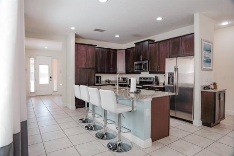 Casa en venta en Kissimmee, Florida, 8 dormitorios, 316.98 m2 № 1917642 - foto 20