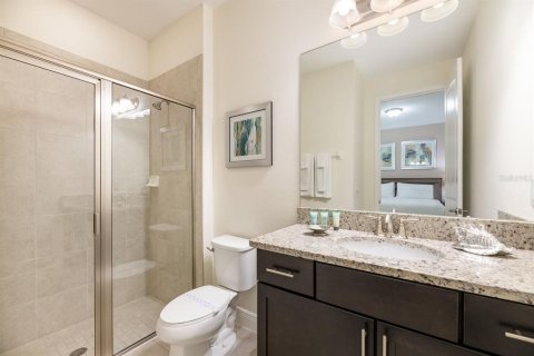 Casa en venta en Kissimmee, Florida, 8 dormitorios, 316.98 m2 № 1917642 - foto 25
