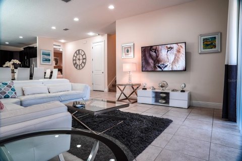 Casa en venta en Kissimmee, Florida, 8 dormitorios, 316.98 m2 № 1917642 - foto 29