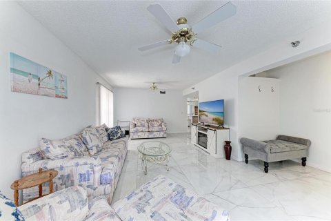 Condominio en venta en Bradenton, Florida, 2 dormitorios, 112.6 m2 № 2224901 - foto 7