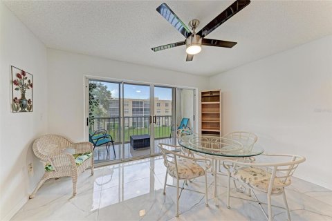 Condominio en venta en Bradenton, Florida, 2 dormitorios, 112.6 m2 № 2224901 - foto 15