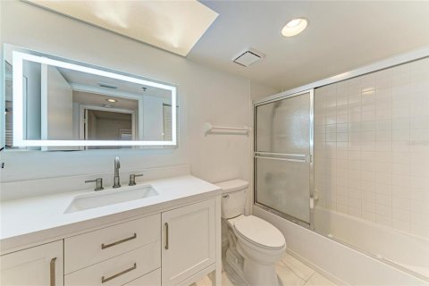 Condominio en venta en Bradenton, Florida, 2 dormitorios, 112.6 m2 № 2224901 - foto 27