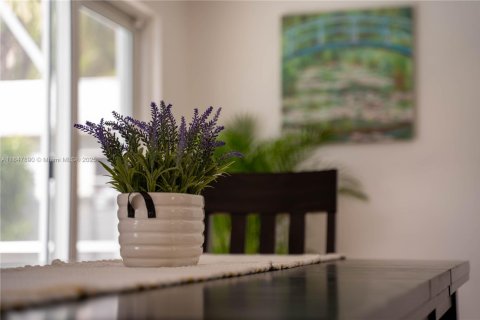 Купить виллу или дом в Катлер-Бей, Флорида 4 спальни, 167.22м2, № 1936051 - фото 25