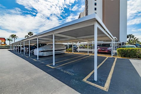 Купить кондоминиум в Трежер-Айленд, Флорида 5 комнат, 83.15м2, № 2097262 - фото 27