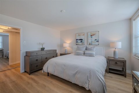 Купить кондоминиум в Трежер-Айленд, Флорида 5 комнат, 83.15м2, № 2097262 - фото 21