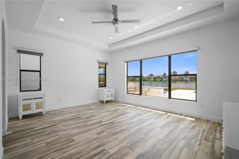 House in Pembroke Pines, Florida 3 bedrooms, 215.63 sq.m. № 2065798 - photo 22