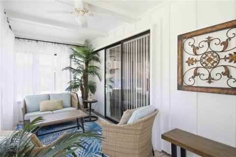 Condo in Bradenton, Florida, 2 bedrooms № 2220437 - photo 21