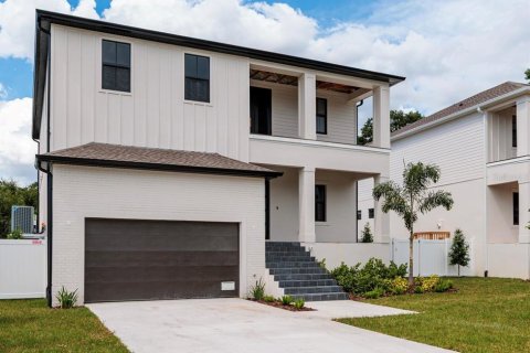 Casa en venta en Tampa, Florida, 4 dormitorios, 300.17 m2 № 2297045 - foto 3