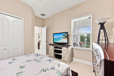 House in Lakewood Ranch, Florida 2 bedrooms, 150.22 sq.m. № 2280328 - photo 26