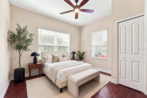 House in Lakewood Ranch, Florida 2 bedrooms, 150.22 sq.m. № 2280328 - photo 9